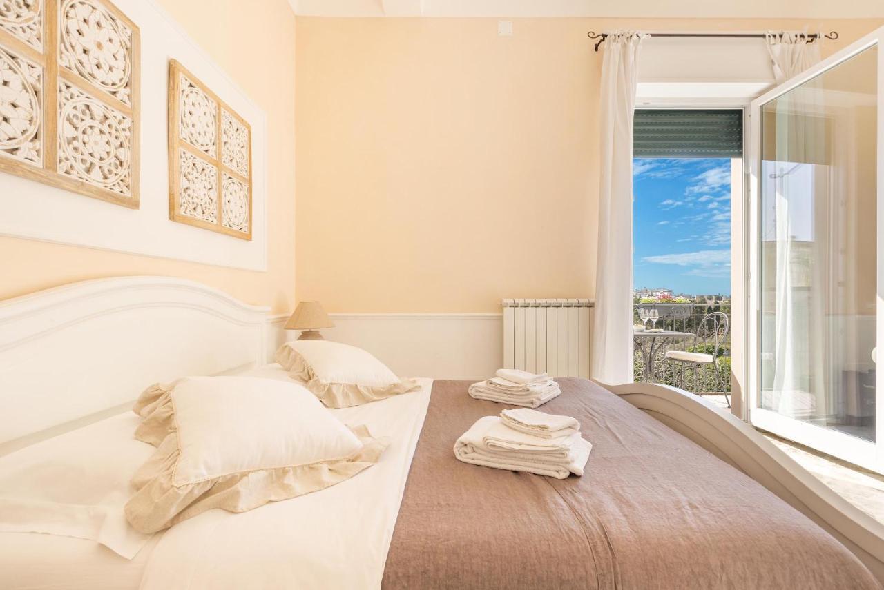 Dimora Le Tre Muse Guesthouse Lecce Esterno foto
