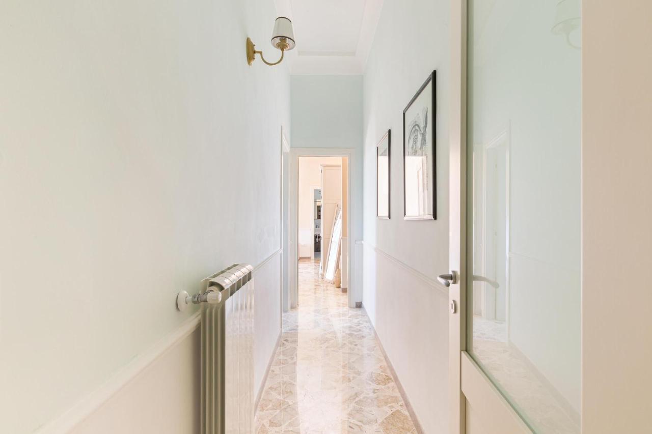 Dimora Le Tre Muse Guesthouse Lecce Esterno foto