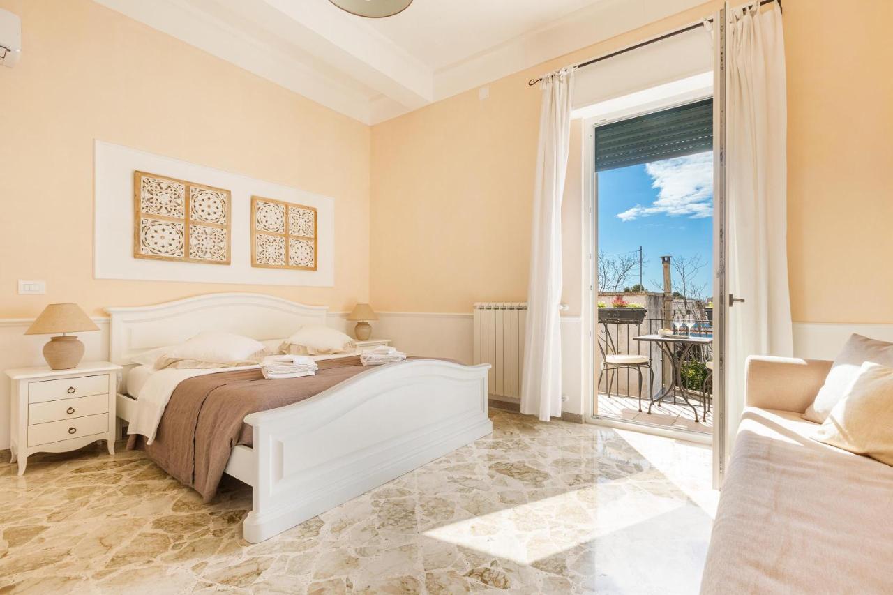 Dimora Le Tre Muse Guesthouse Lecce Esterno foto